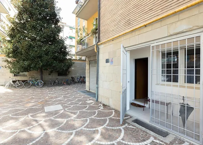 Elianto, Bologna By Short Holidays